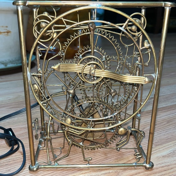 Kinetico Studios Gordon Bradt 6 Man Brass Hand Crafted Clock! - Picture 3 of 6